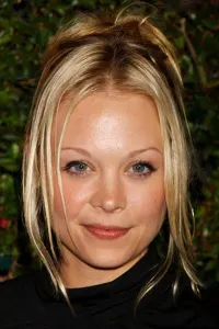 Alexandra Holden