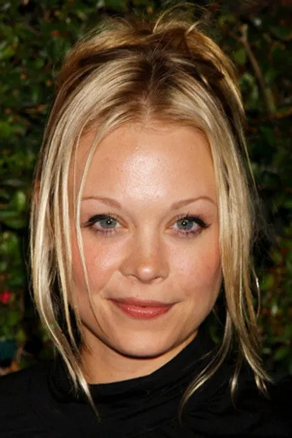 Alexandra Holden