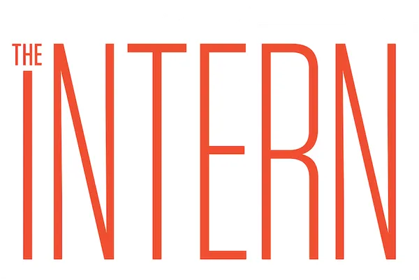 70-year-old widower Ben Whittaker has discovered that retirement isn't all it's cracked up to be. Seizing an opportunity to get back in the game, he becomes a senior intern at an online fashion site, founded and run by Jules Ostin.
