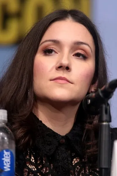 Shannon Woodward