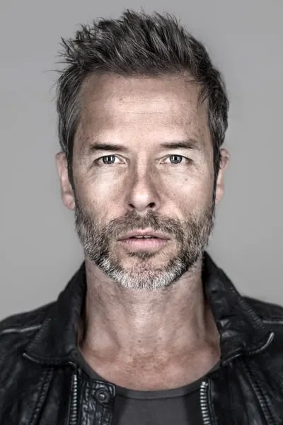 Guy Pearce